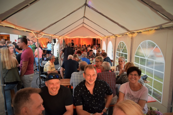 sommerfest2019-1166EAE6E2-BF6E-1C65-8AF6-5207EC436B70.jpg